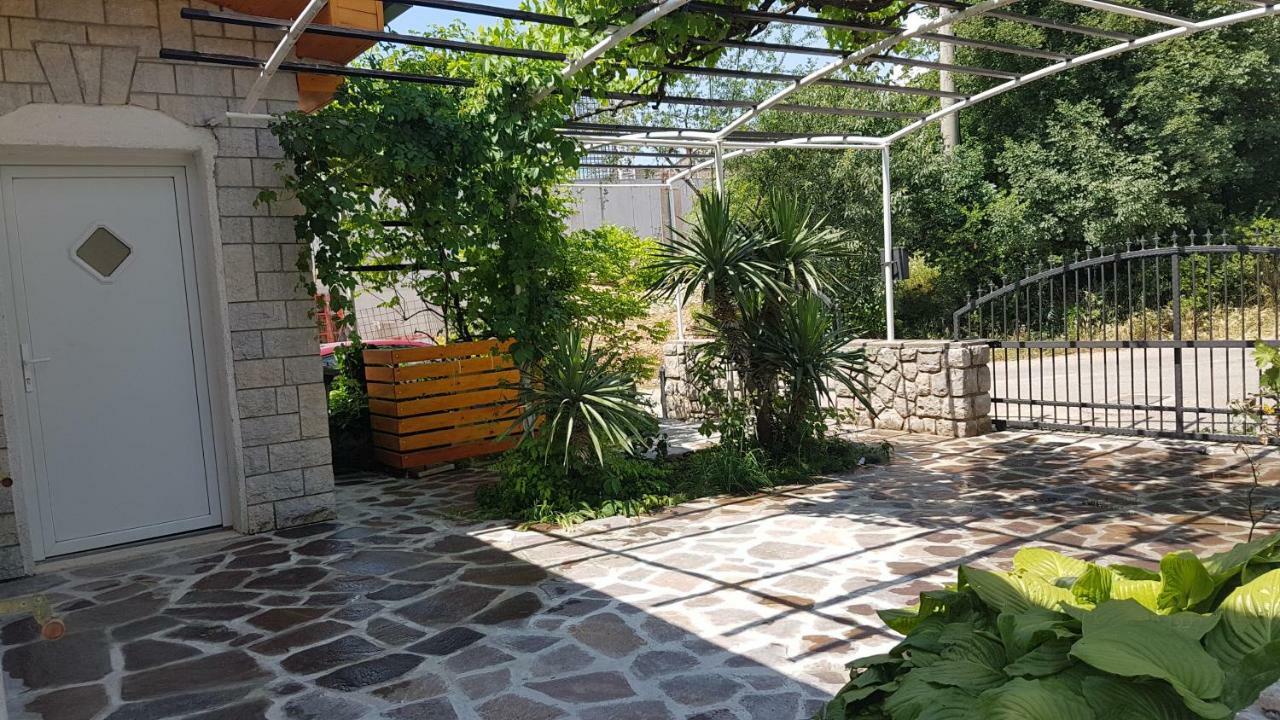 New Comfortable App Dora Crikvenica Exterior foto